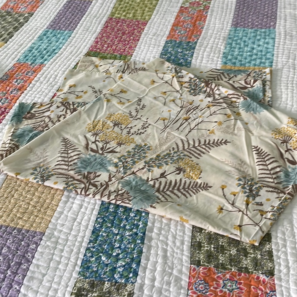 Vintage standard pillow cases